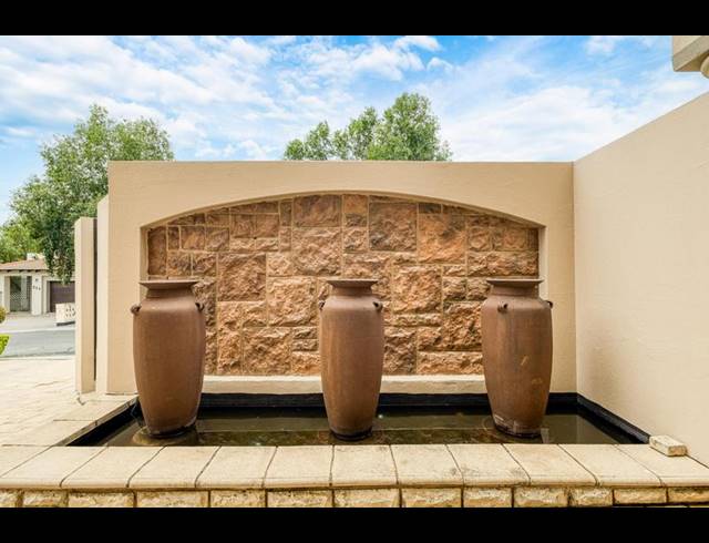 3 BEDROOM PROPERTY TO RENT IN BROADACRES